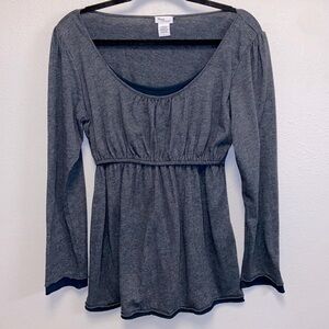 Mimi Maternity Size Large Long Sleeve Gray Scoop Neck Nursing Top: 4881